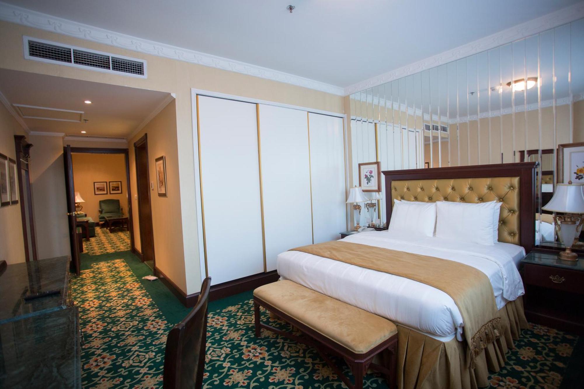 فندق المنزل الخبر المظهر الخارجي الصورة A bedroom at the hotel