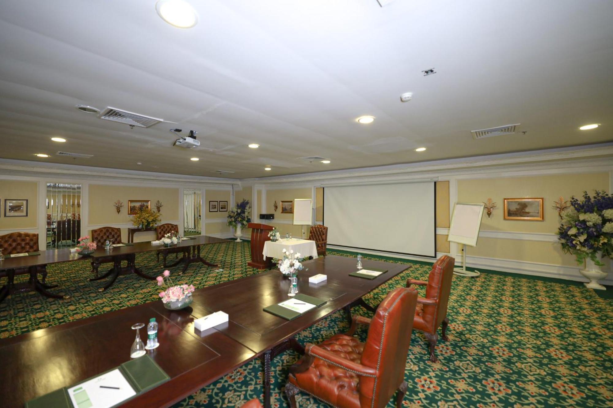 فندق المنزل الخبر المظهر الخارجي الصورة The boardroom